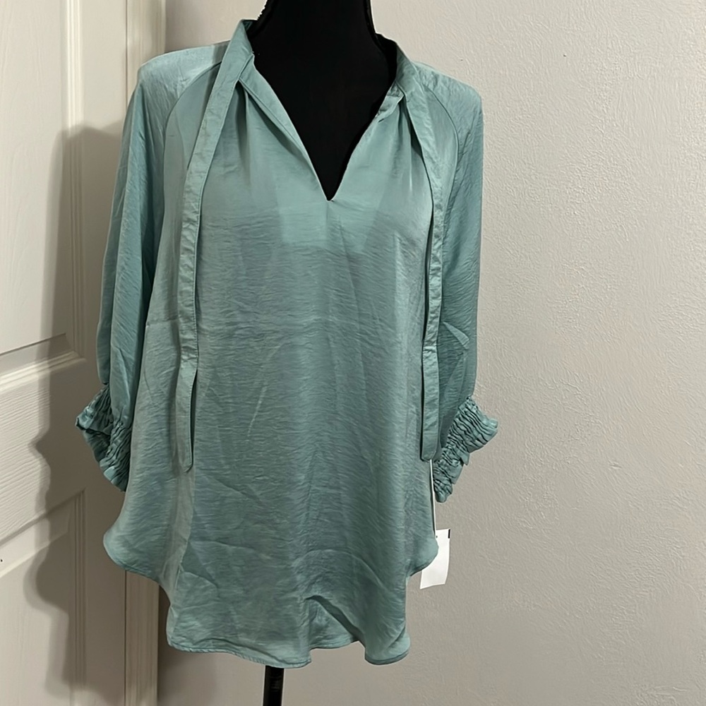 NWT Bishop+Young Harper Smock Top Seaglass Size M